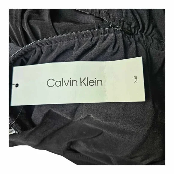 NWT Women’s Calvin Klein Ruched Black Sleeveless Blouse Size L - Picture 6 of 7